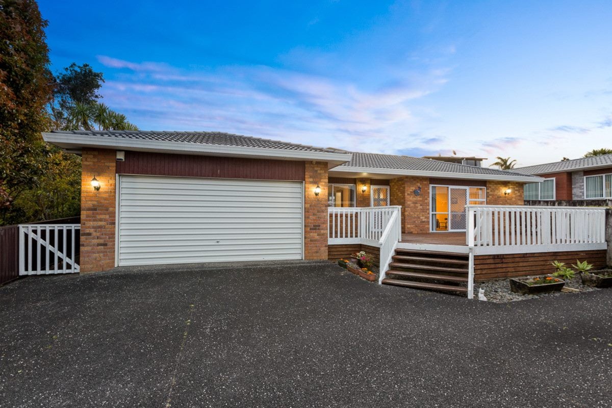 1/86 Don Buck Road, Massey, Auckland - Carousel 1