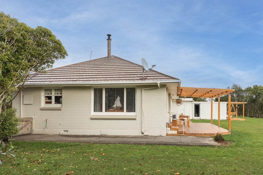 5 Larsen Street, Cape Foulwind, Cape Foulwind - Carousel 2