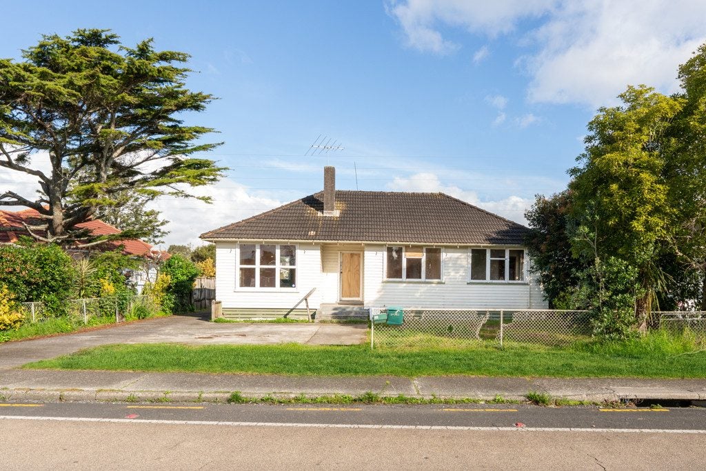 1/641 Richardson Road, Mount Roskill, Auckland - Carousel 1