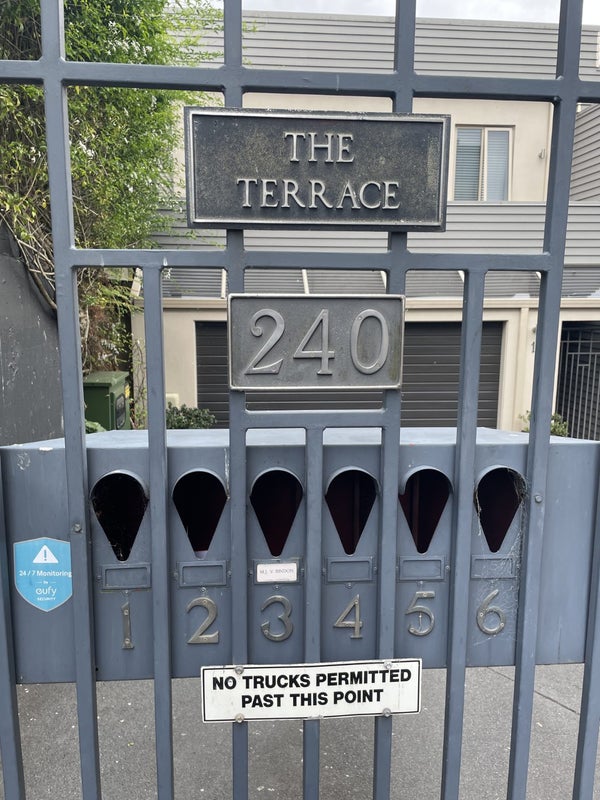5/240 Victoria Street, Hamilton Central, Hamilton - Carousel 18