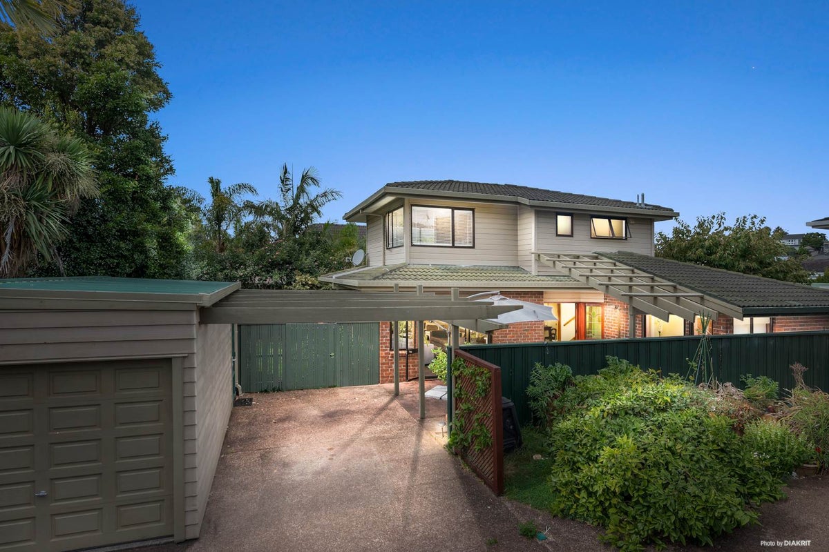 32B Atkin Avenue, Mission Bay, Auckland - Carousel 1