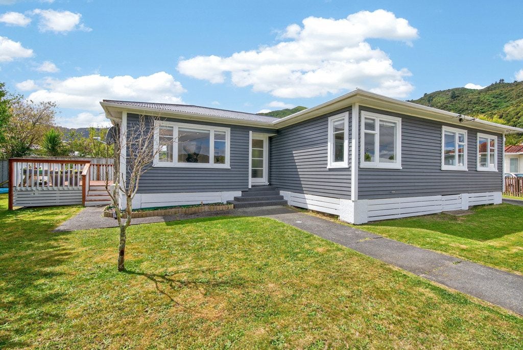 9 Kim Street, Wainuiomata, Lower Hutt - Carousel 1