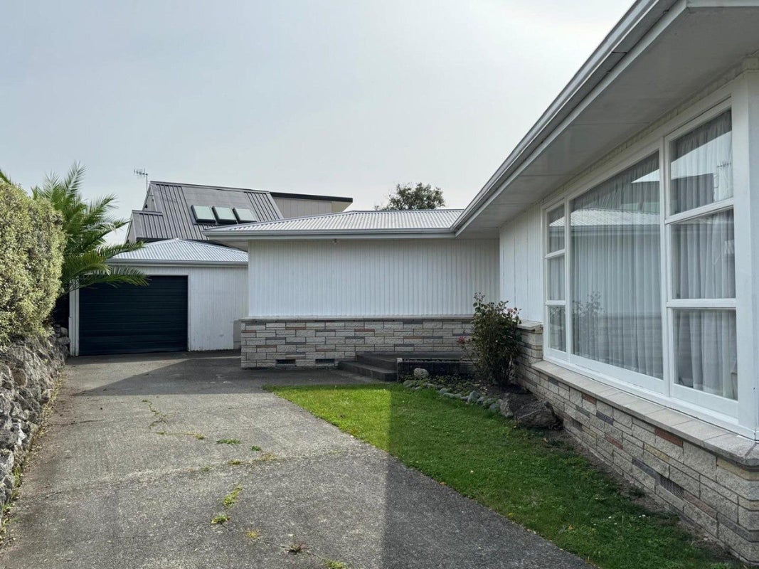6 Given Street, Havelock North, Havelock North - Carousel 2