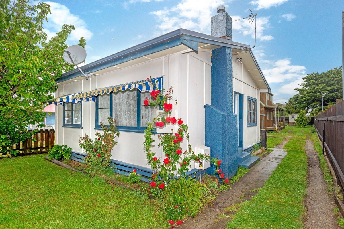 2 Cochrane Street, Elgin, Gisborne - Carousel 2