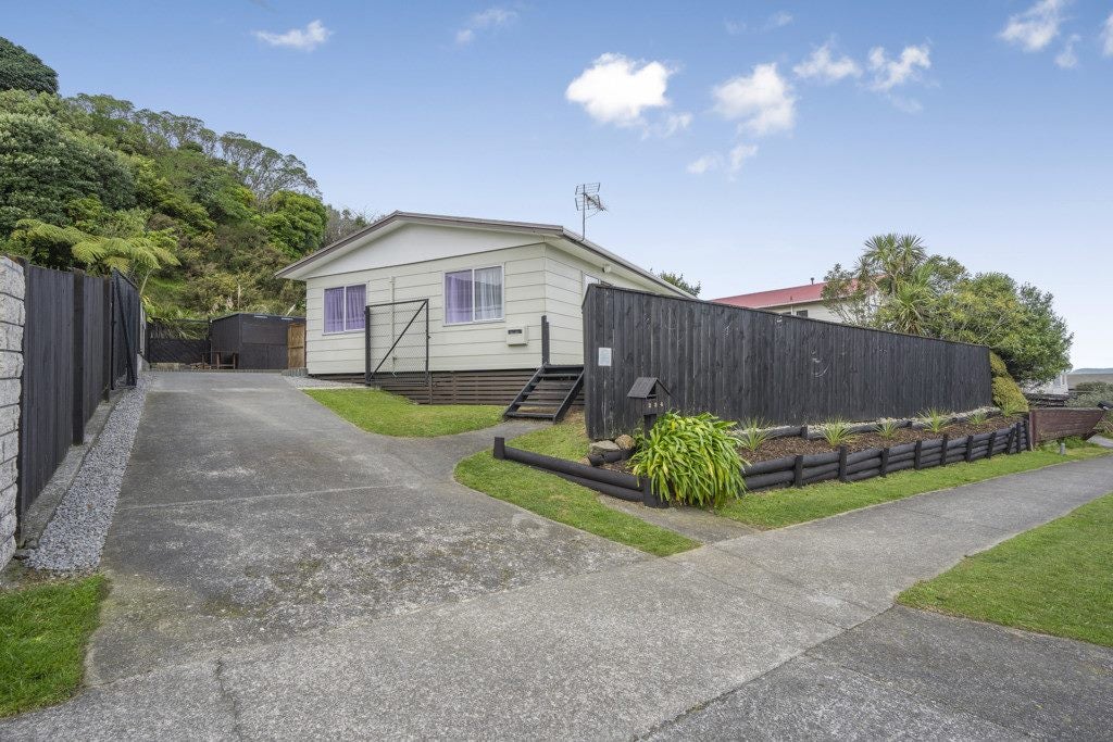 224 Major Drive, Kelson, Lower Hutt - Carousel 21