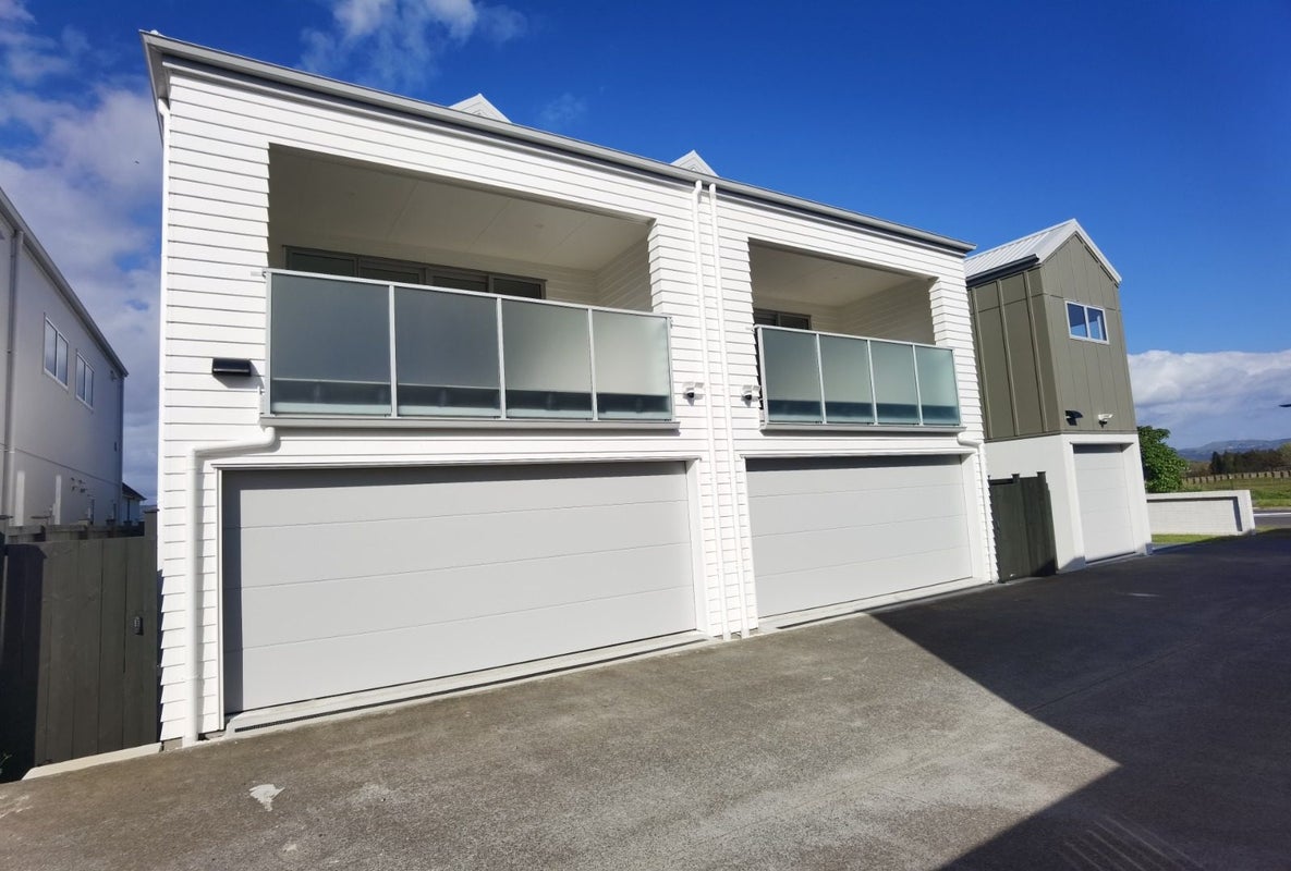 4 Yellow Pear Lane, Karaka, Papakura - Carousel 19