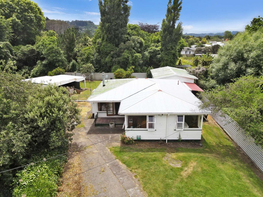 30 Gibson Street, Aramoho, Whanganui - Carousel 2