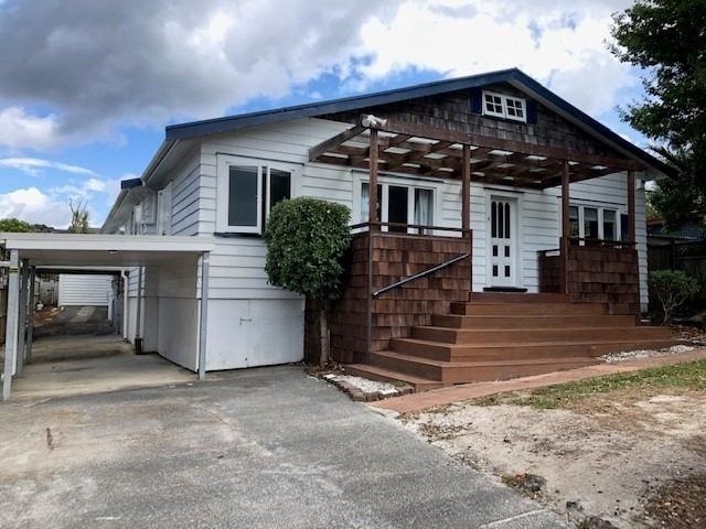 10 MacNay Way, Murrays Bay, Auckland - Carousel 1