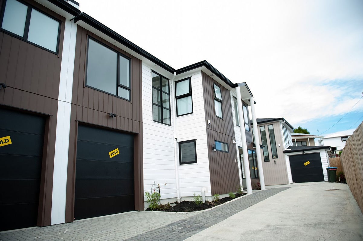 20B Addison Street, Blockhouse Bay, Auckland - Carousel 1