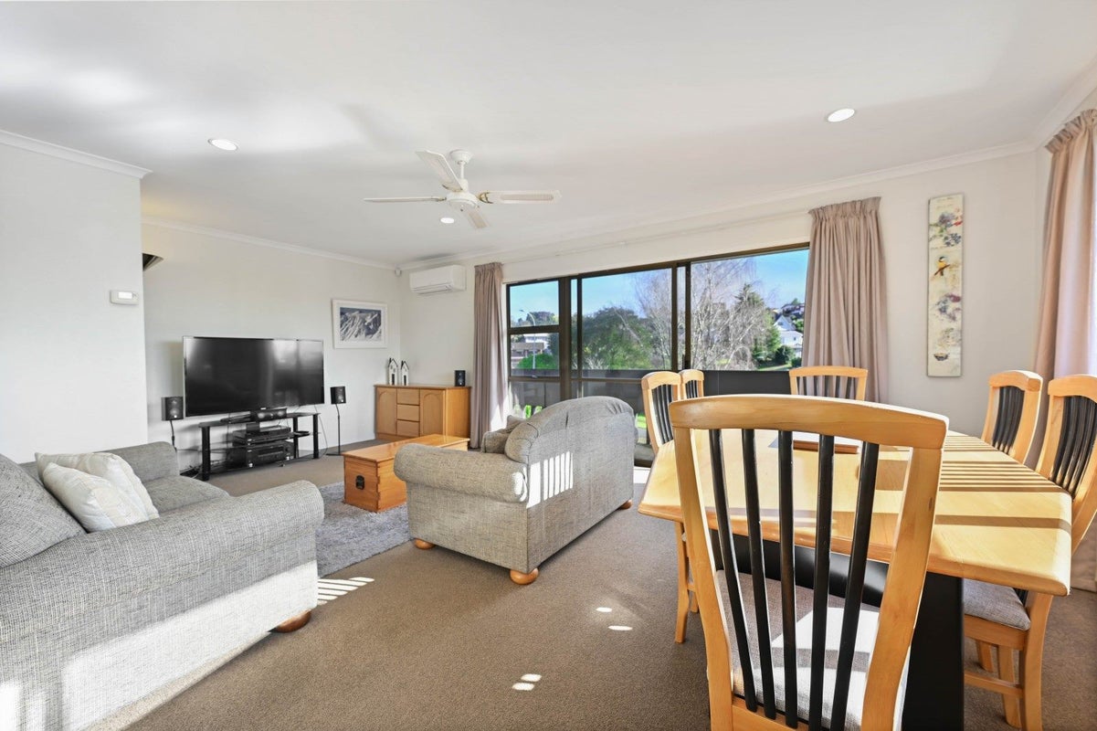 109 Aberdeen Drive, Dinsdale, Hamilton - Carousel 2
