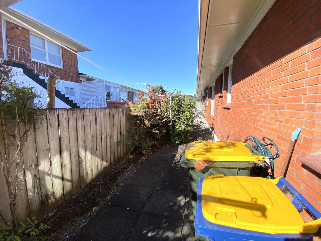 2/344 Lake Road, Hauraki, Auckland - Carousel 15