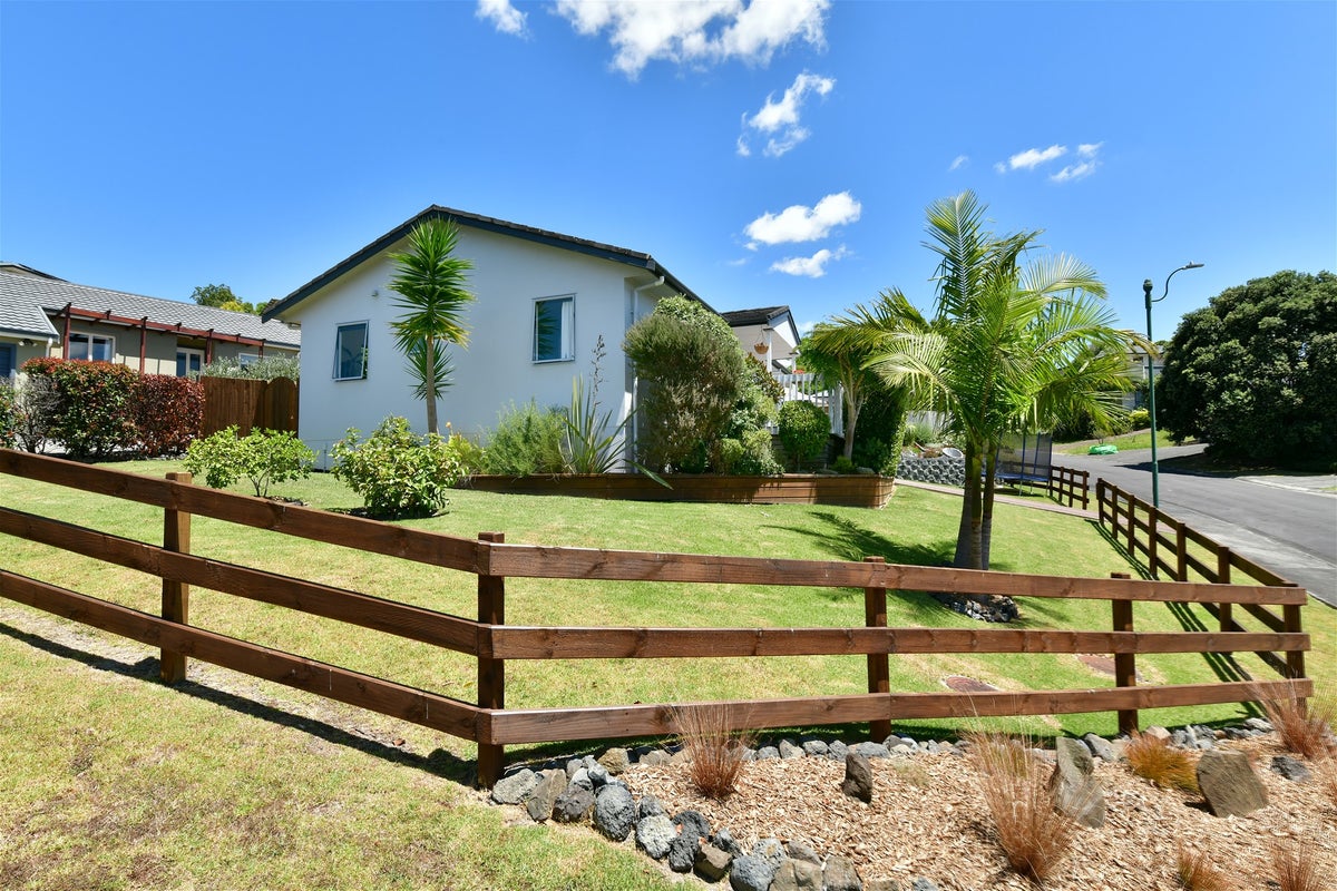1 Kassa Rise, Helensville, Helensville - Carousel 28