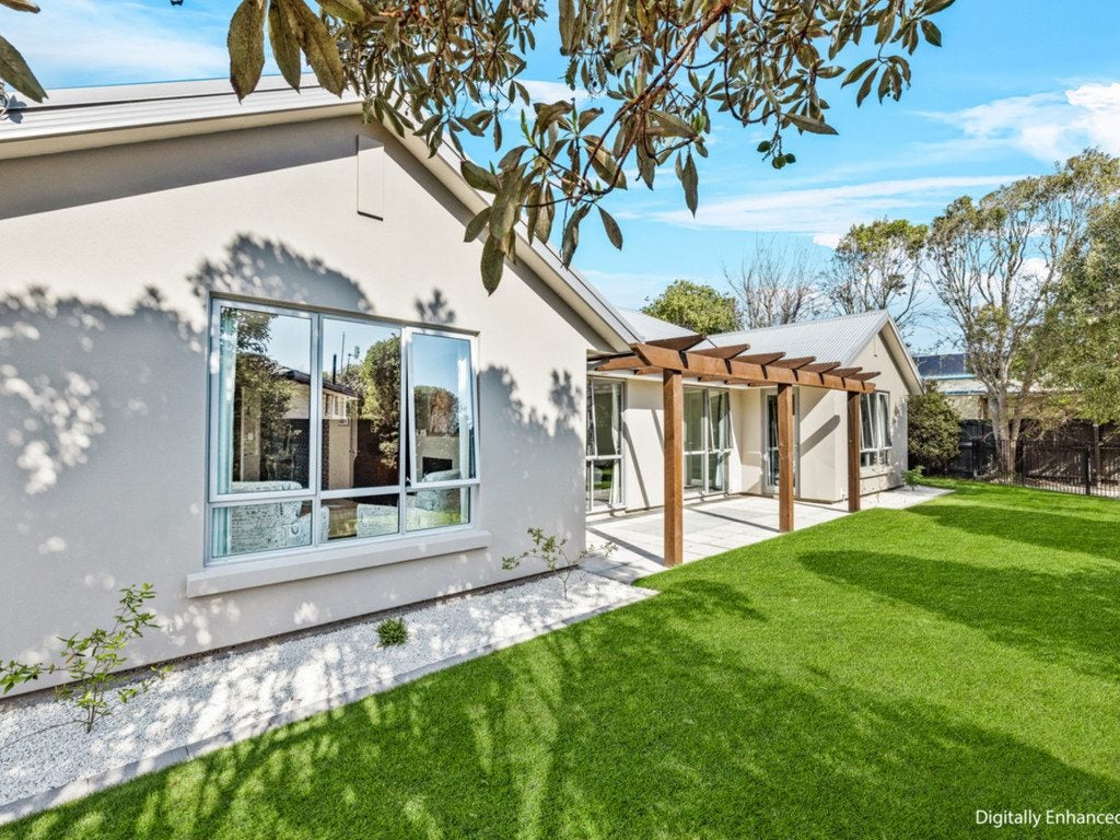 20 Evergreen Place, Parklands, Christchurch - Carousel 1
