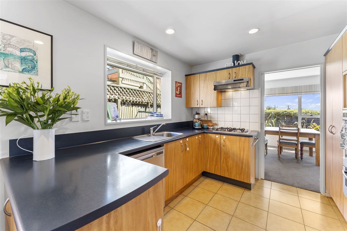 38 Beach Road, North New Brighton, Christchurch - Carousel 2
