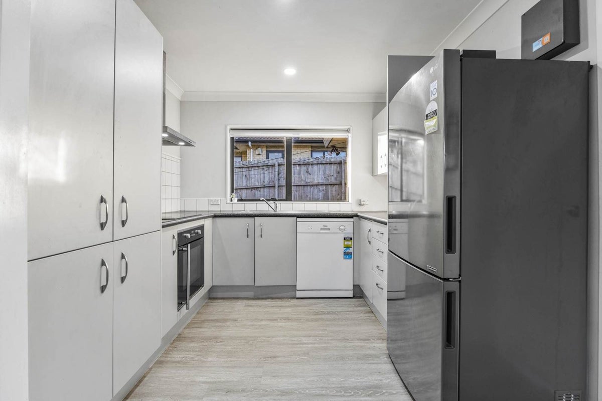139D Wyllie Road, Papatoetoe, Auckland - Carousel 2