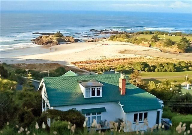 27 Seaview Road, Brighton, Dunedin - Carousel 19
