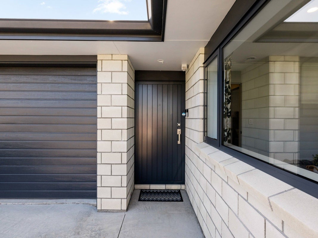 1B Empire Street, Frankton, Hamilton - Carousel 2