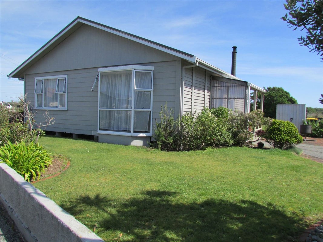 114 Reid Street, Blaketown, Greymouth - Carousel 1