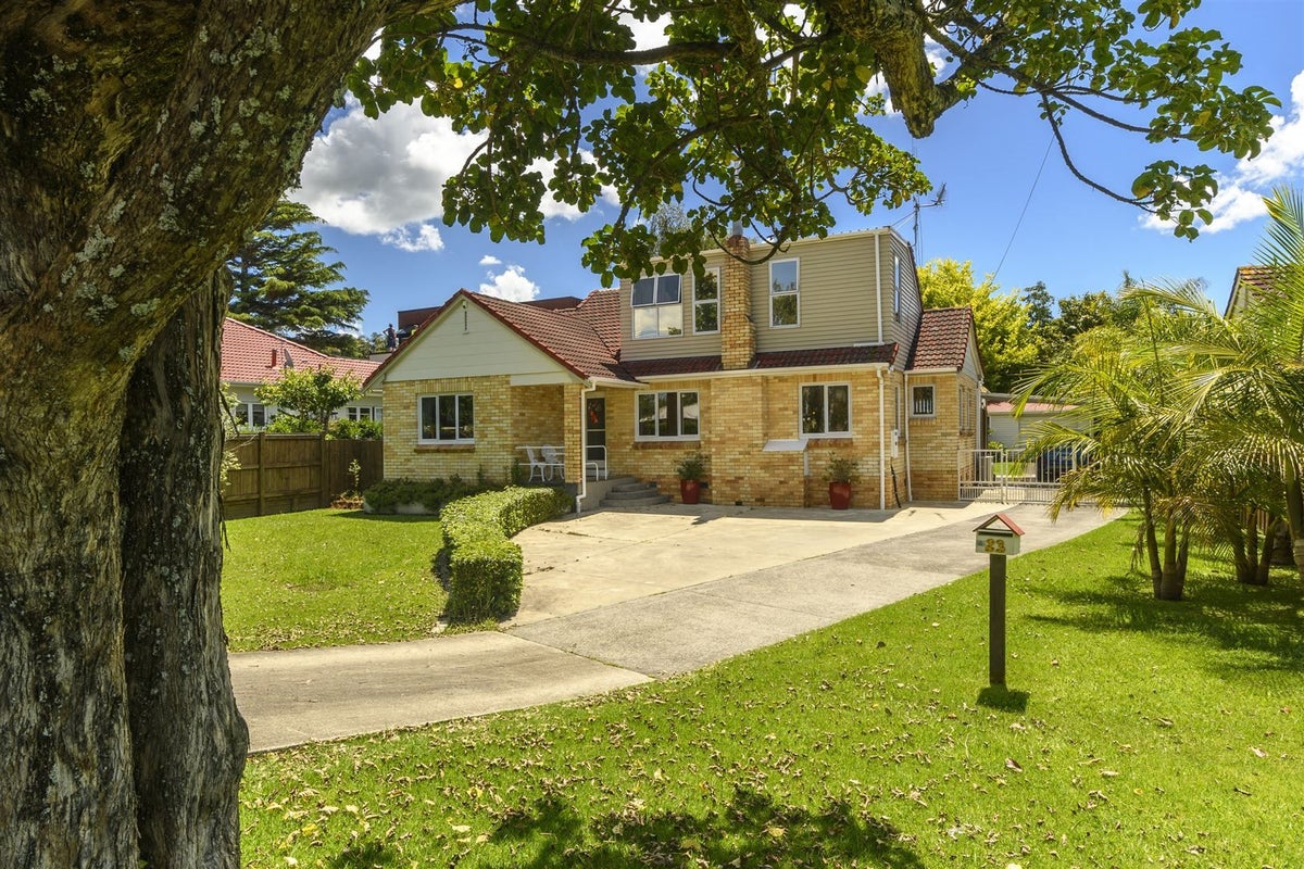 23 Grace Road, Tauranga South, Tauranga - Carousel 1