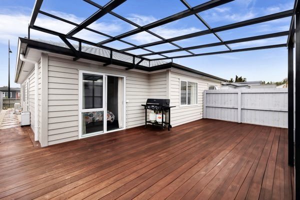 119 Kuaka Drive, Takanini, Auckland - Carousel 2