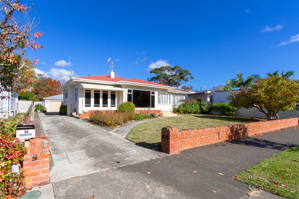 14 Logan Avenue, Marewa, Napier - Carousel 1