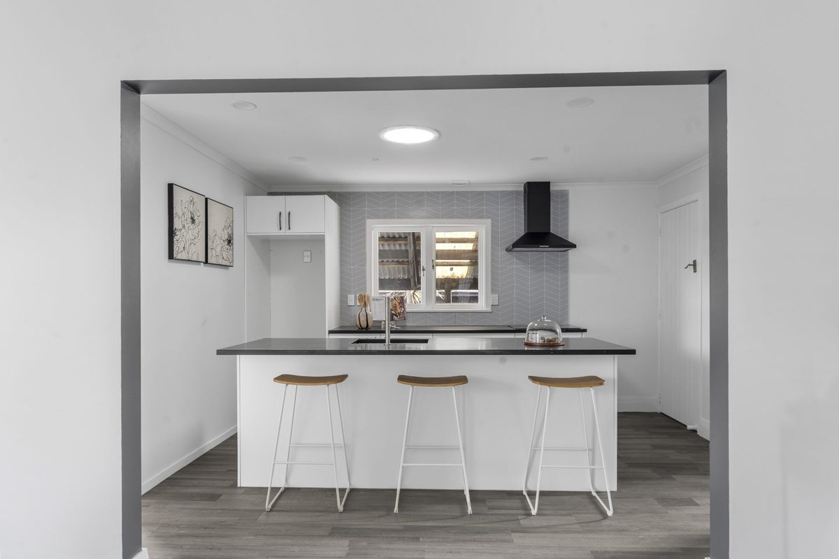 1/256 Porchester Road, Takanini, Auckland - Carousel 2