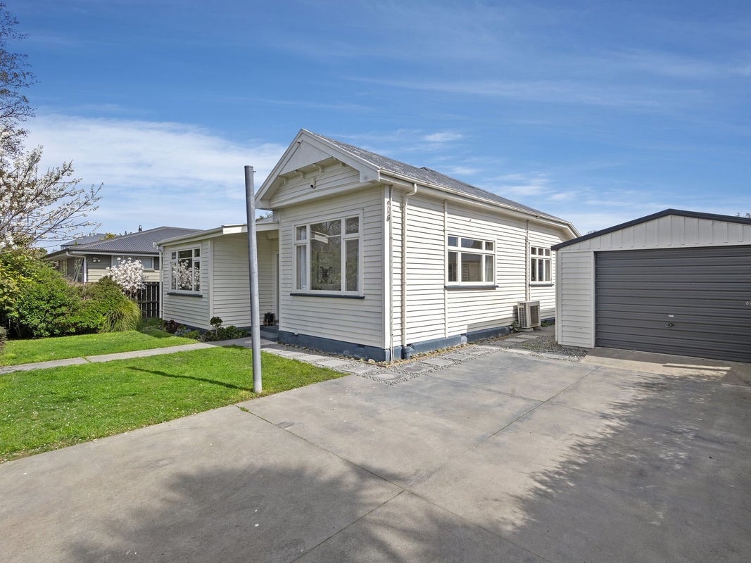 1/17 Defoe Place, Waltham, Christchurch - Carousel 2