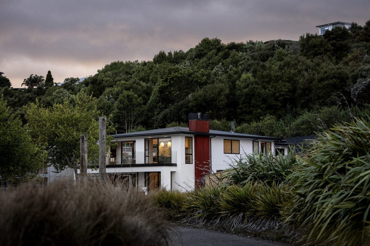 123 Lakes Boulevard, Pyes Pa, Tauranga - Carousel 1