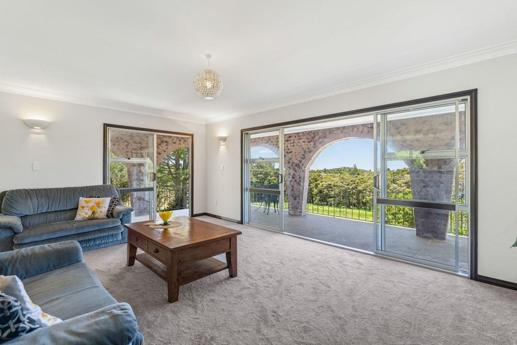 396 Owhiwa Road, Onerahi - Carousel 2