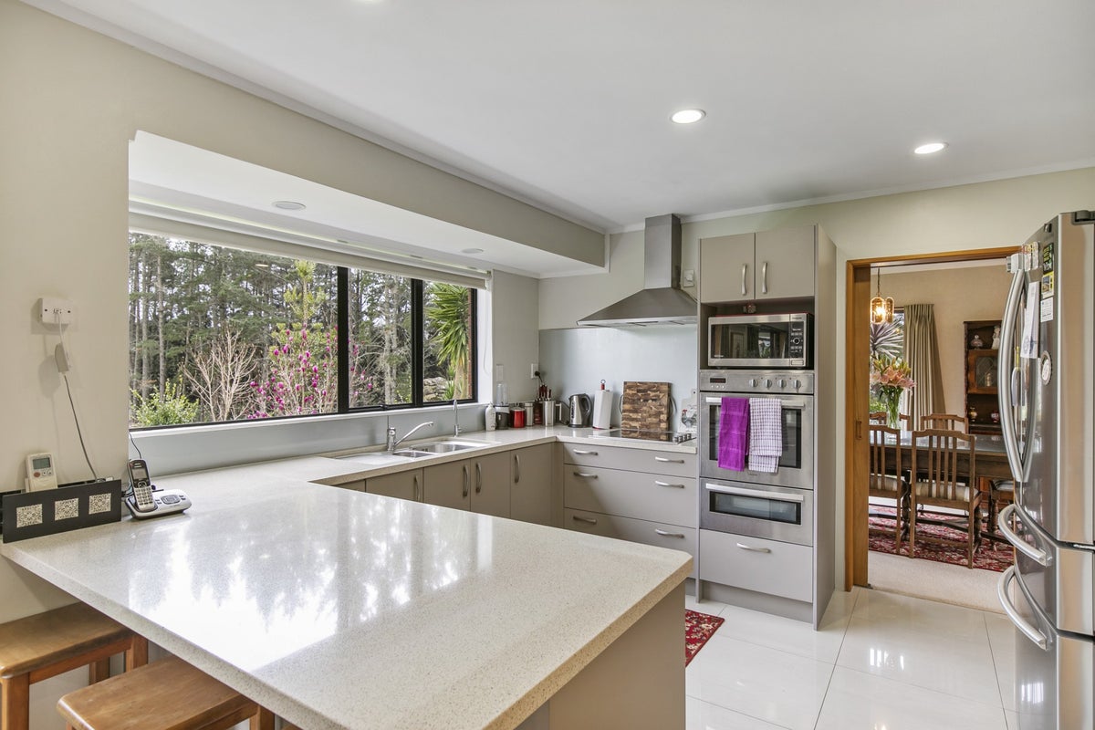 21 Eggleton Road, Patumahoe, Pukekohe - Carousel 1