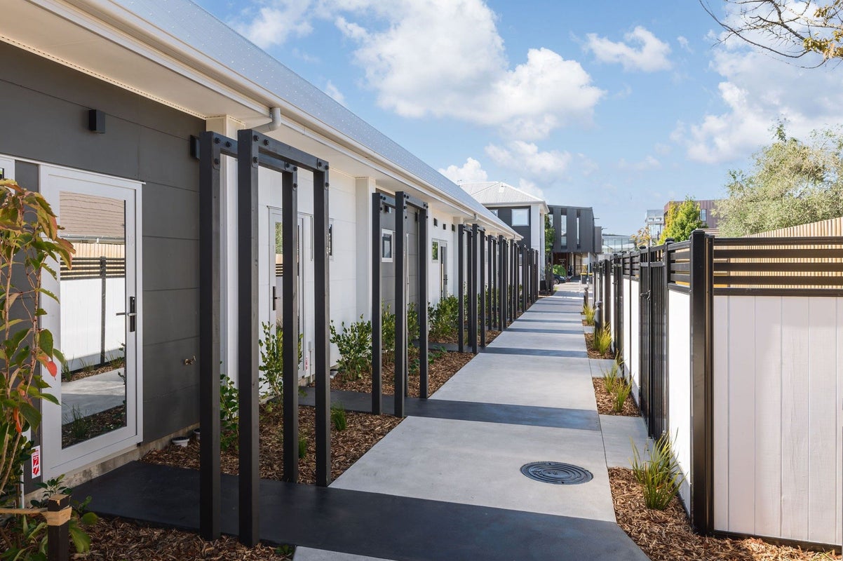 6/19 Winchester Street, Merivale, Christchurch - Carousel 1