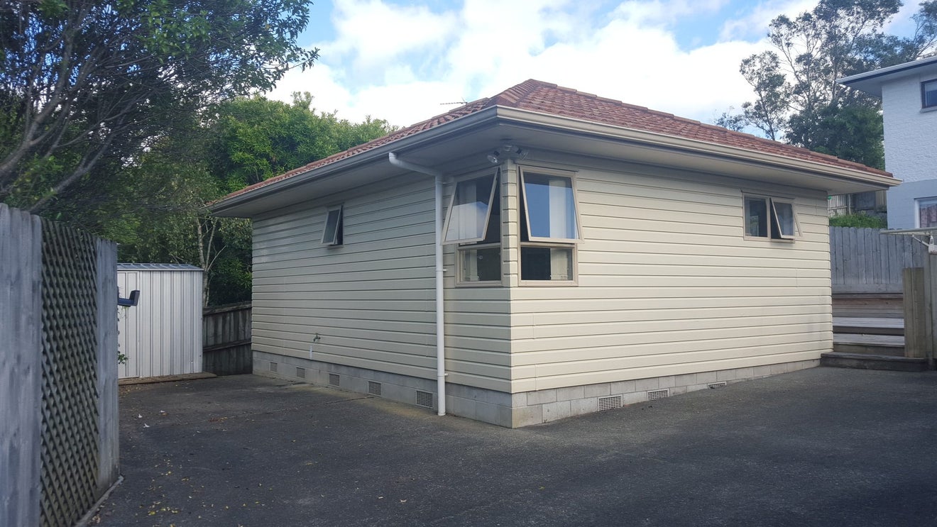 78 Sunset Road, Unsworth Heights, Auckland - Carousel 1