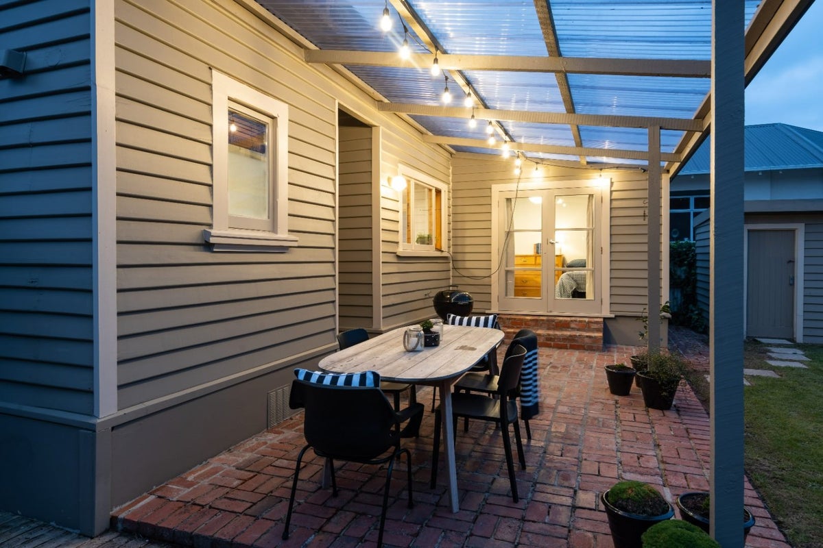 20 Coughtrey Street, Saint Clair, Dunedin - Carousel 1
