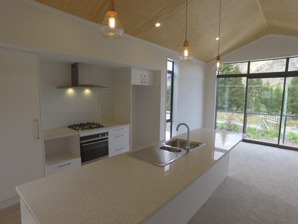 1 O'Callaghan Street, Arthurs Point, Queenstown - Carousel 2