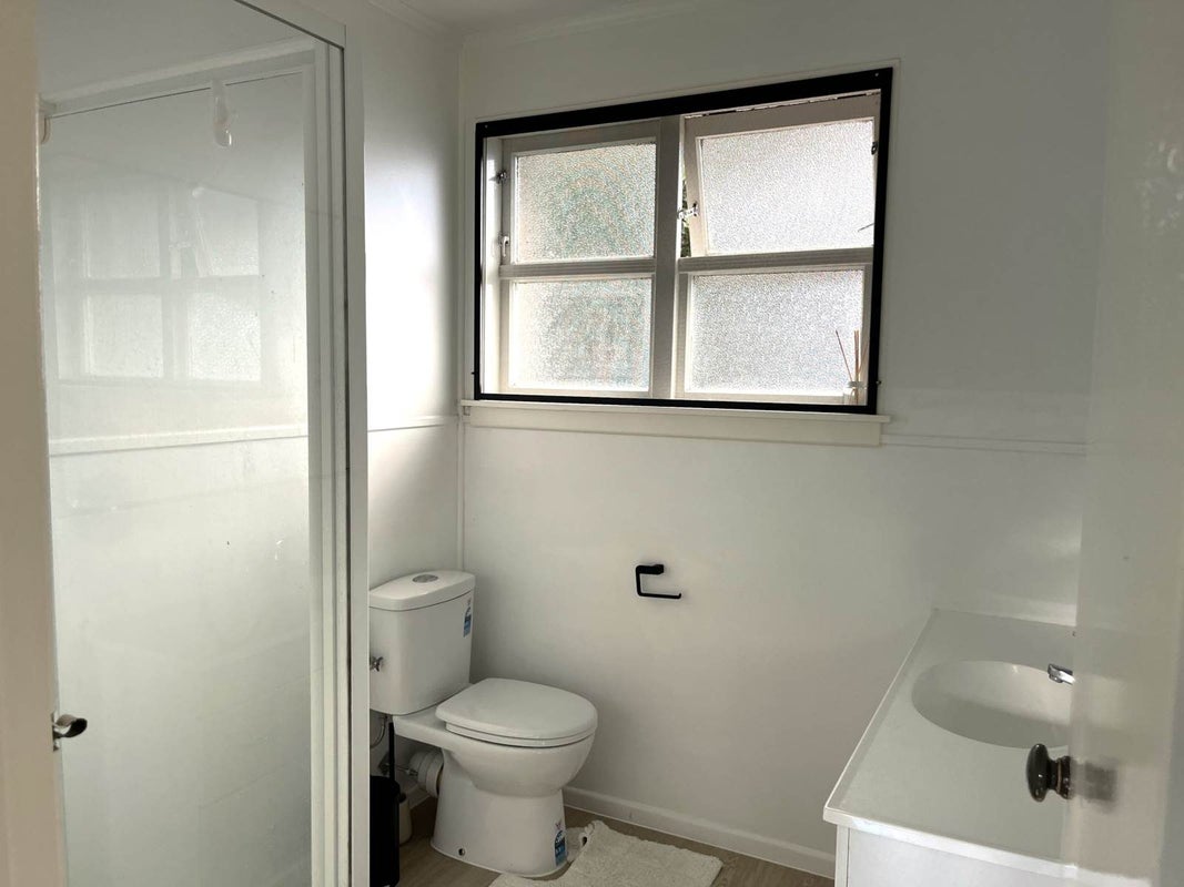 8/16 Erson Avenue, Royal Oak, Auckland - Carousel 2