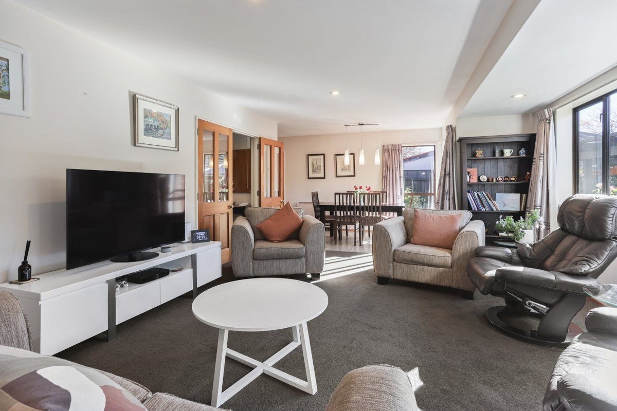 1/8 Angela Street, Upper Riccarton, Christchurch - Carousel 2