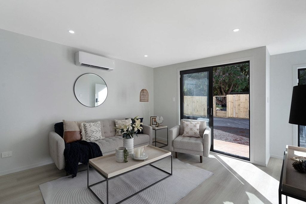 5C Aramutu Road, Hillsborough, Auckland - Carousel 2