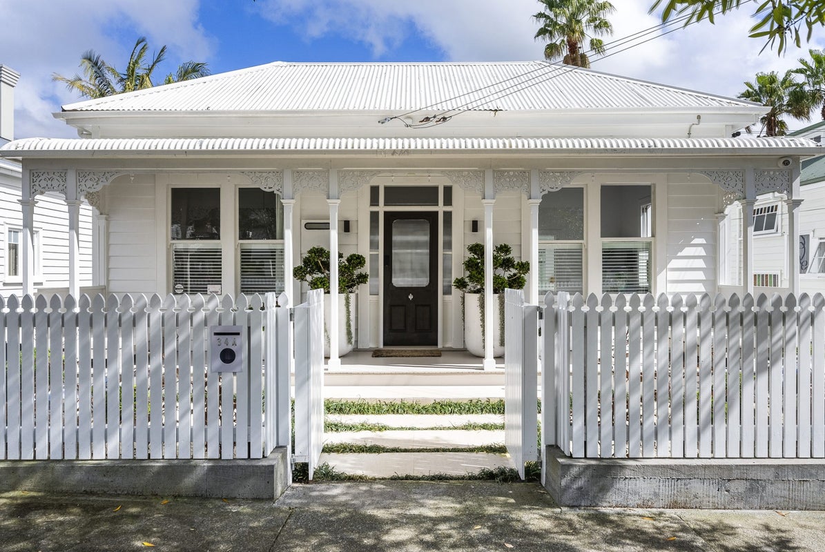 34 Sentinel Road, Herne Bay, Auckland - Carousel 1