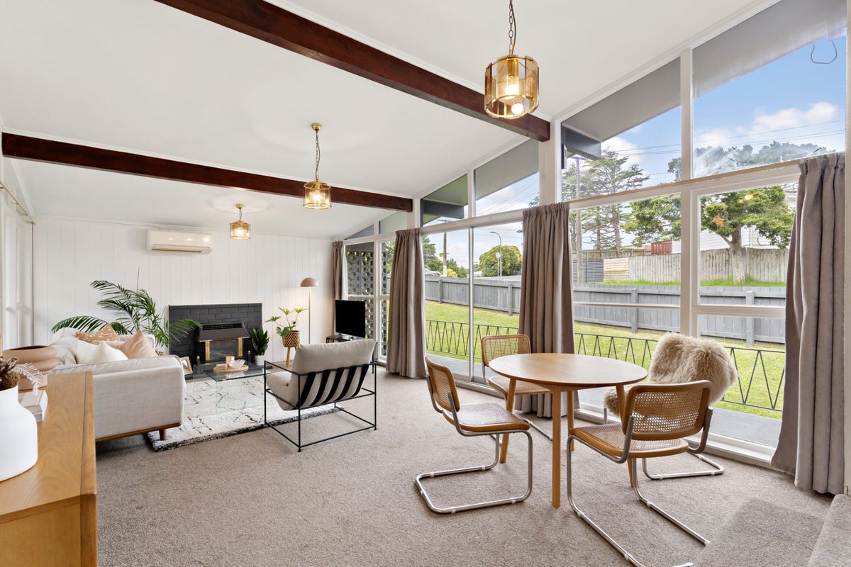 86 Kimber Hall Avenue, Mount Roskill, Auckland - Carousel 2