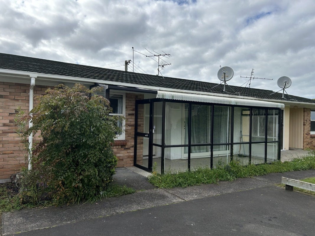 2/22 Wiremu Street, Balmoral, Auckland - Carousel 1