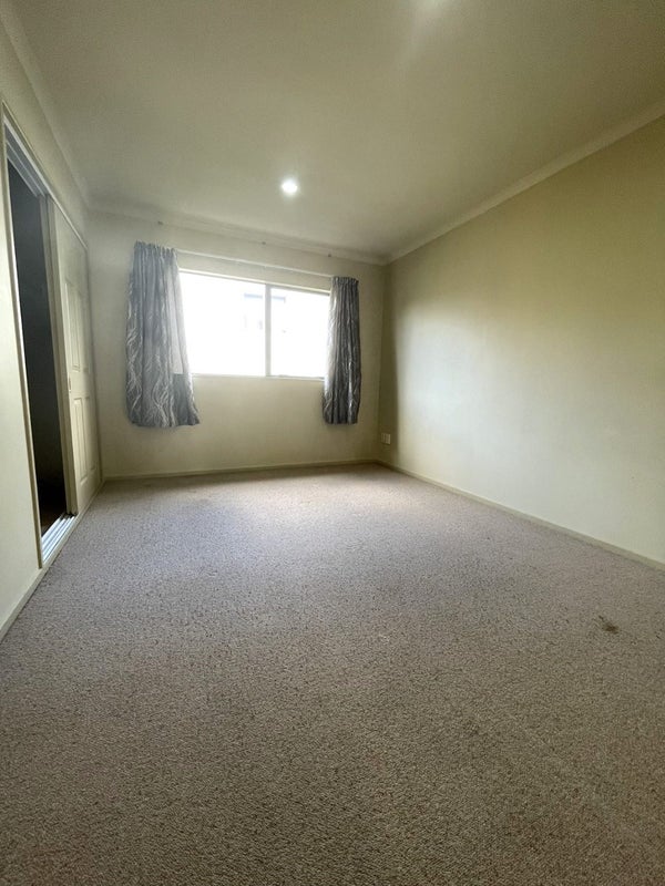 111 Hugh Green Drive, Pinehill, Auckland - Carousel 18