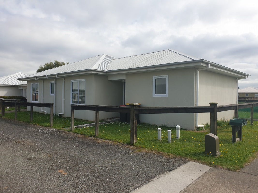88 Lothian Crescent, Strathern, Invercargill - Carousel 2
