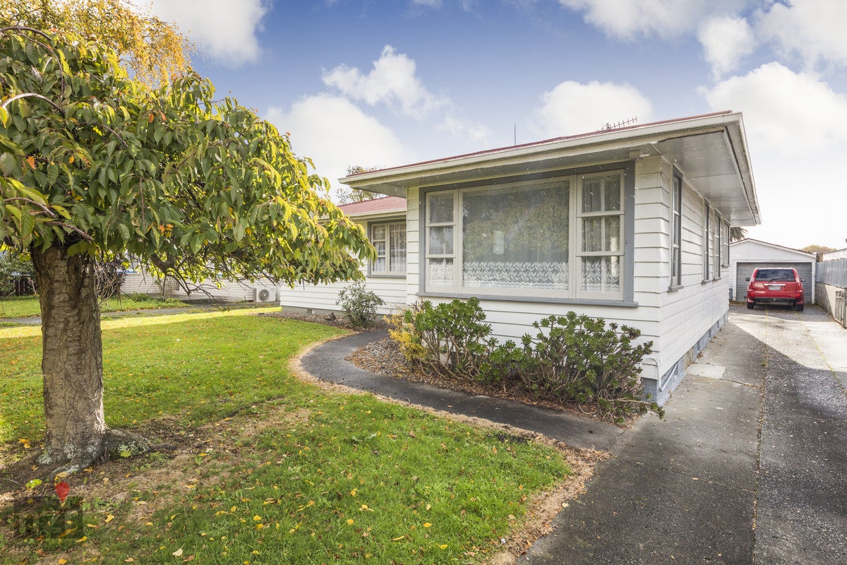 43 Ferguson Street, Awapuni, Palmerston North - Carousel 1