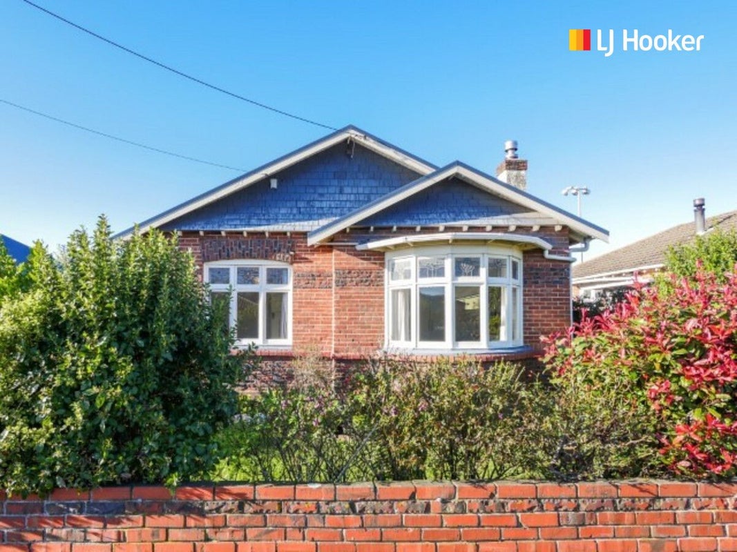 249 Macandrew Road, Forbury, Dunedin - Carousel 1