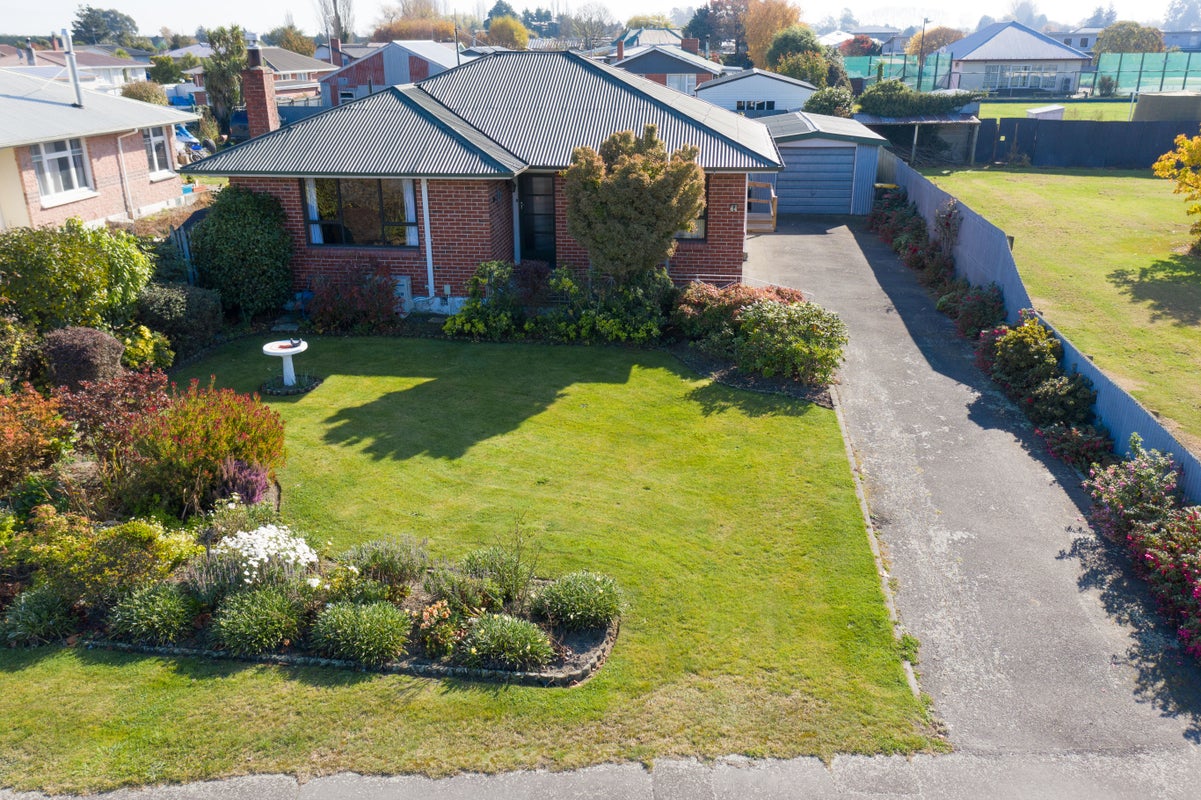 64 Melcombe Street, Tinwald, Ashburton - Carousel 1