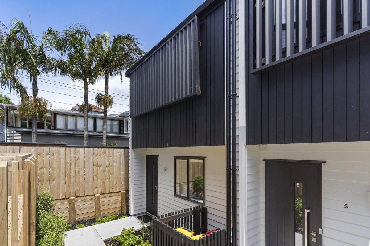 4/56 Salisbury Road, Birkdale, Auckland - Carousel 1