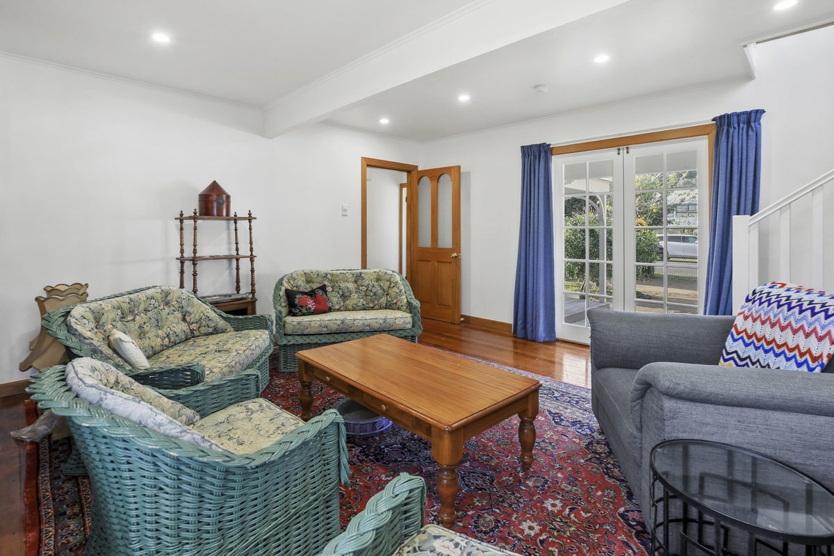 1 Tatahi Street, Te Puru, Thames - Carousel 2