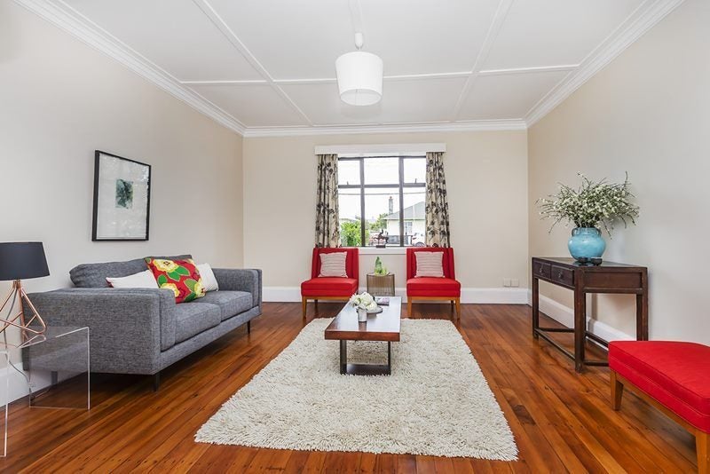 61 Adelaide Street, Petone, Lower Hutt - Carousel 2