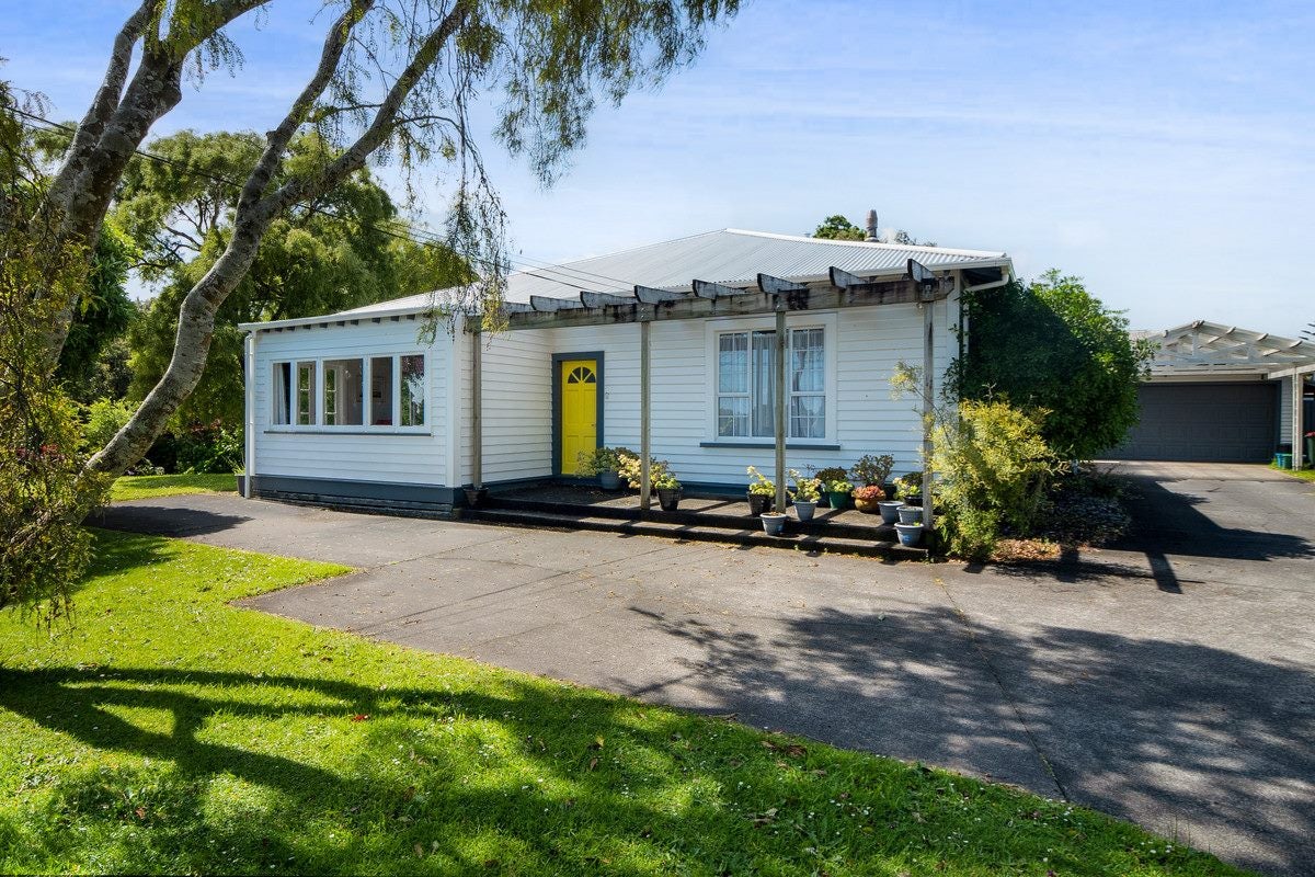 51 Brois Street, Frankleigh Park, New Plymouth - Carousel 1