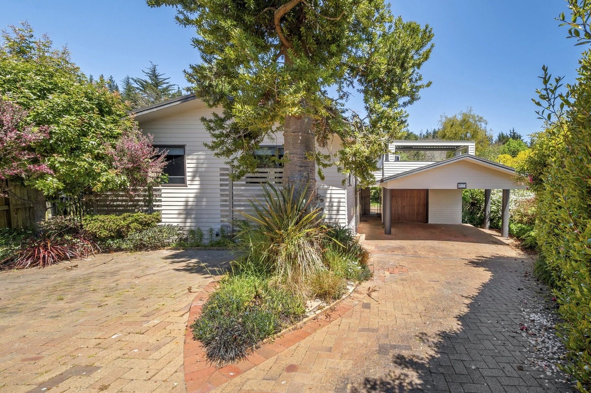 27 Awatea Terrace, Lynmore, Rotorua - Carousel 2